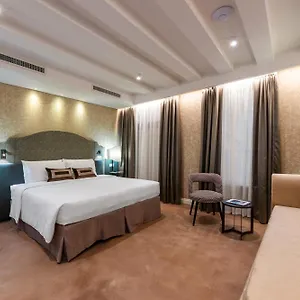 https://acca-hotel.hotelinveneto.com