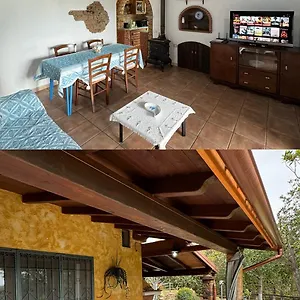  Ferienhaus L'uliveto House